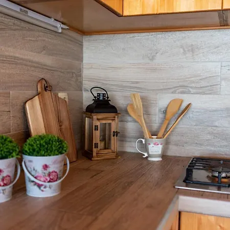 Sutalo 2 아파트 챠브타트