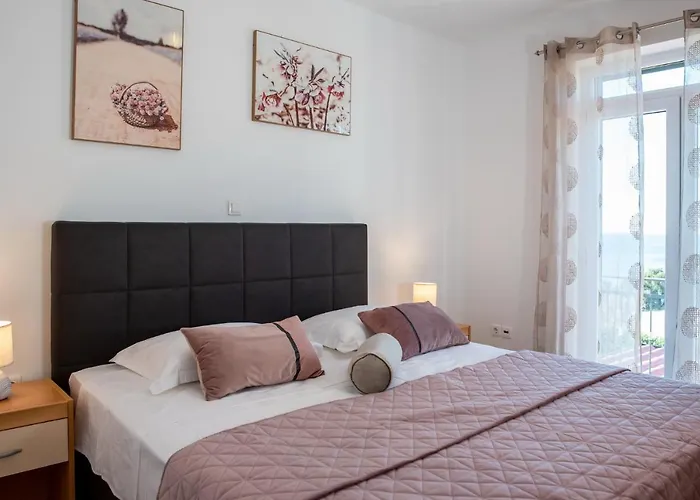 Apartament Sutalo 2 *