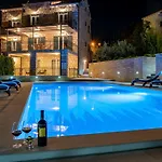 Sutalo 2 * Cavtat